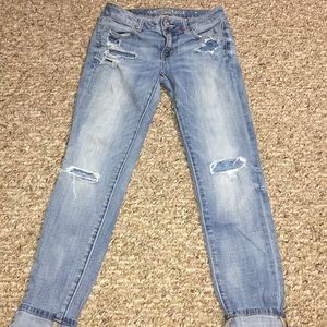 American eagle distress jeans